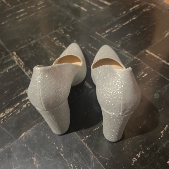 Vince Camuto Radient Silver Glitter - Picture 2 of 4